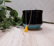 Load image into Gallery viewer, Glow in the Dark Gummy Bear Necklace - Tangerine